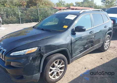 2016 Jeep Cherokee Latitude z USA, uszkodzony, nr VIN 1C4PJMCB2GW118106